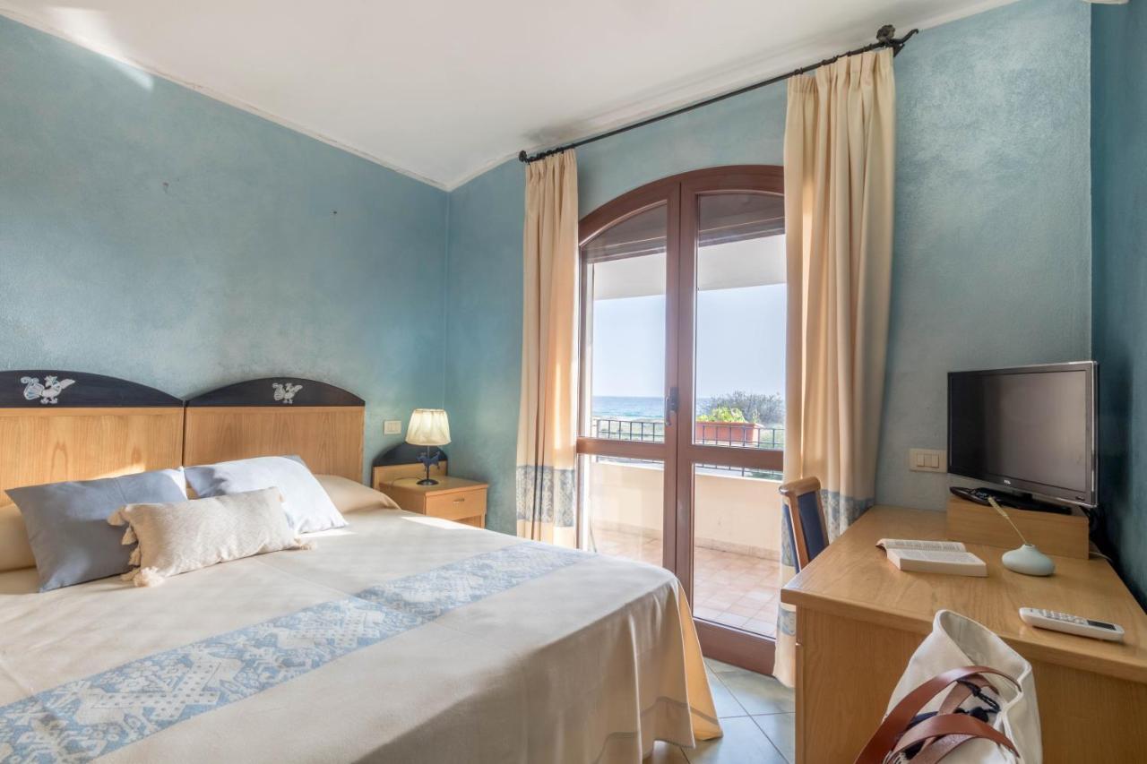 Hotel Villa Del Mare Solanas Extérieur photo