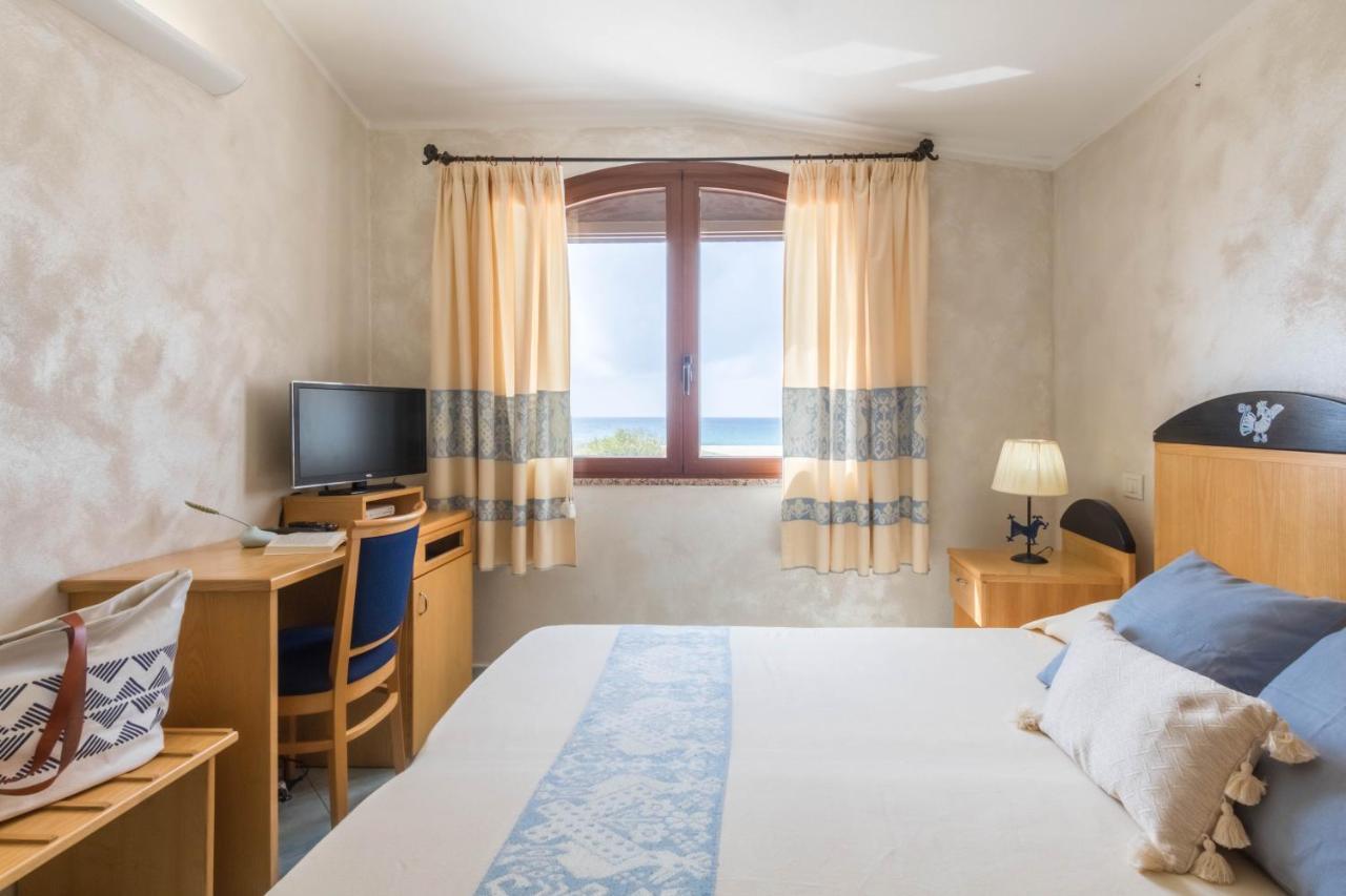 Hotel Villa Del Mare Solanas Extérieur photo