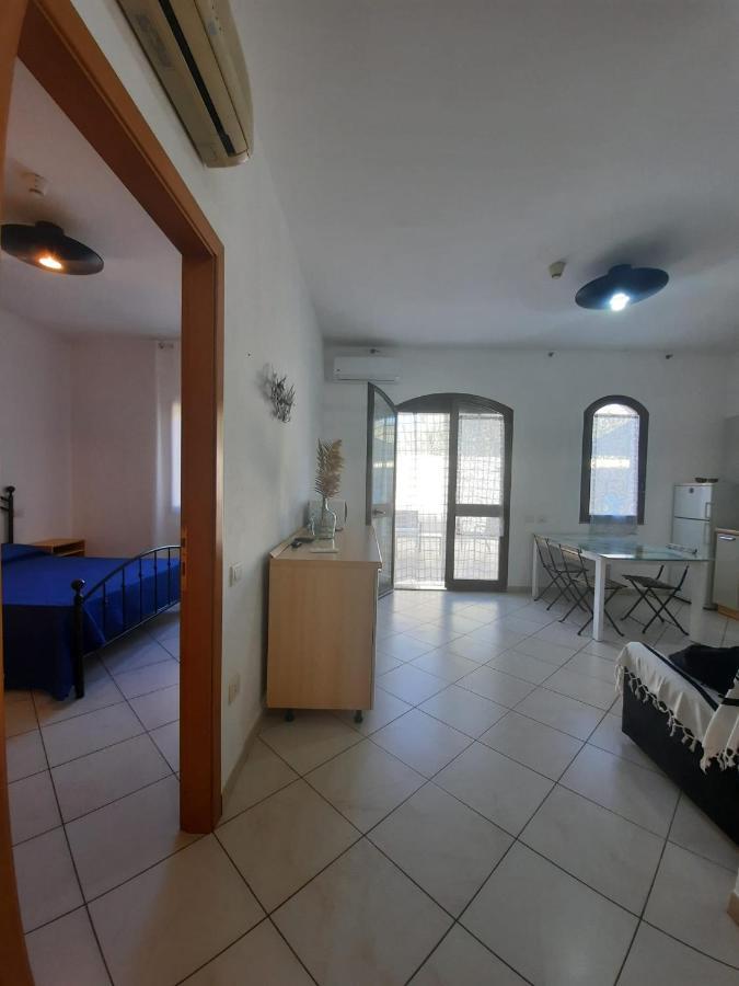 Hotel Villa Del Mare Solanas Extérieur photo