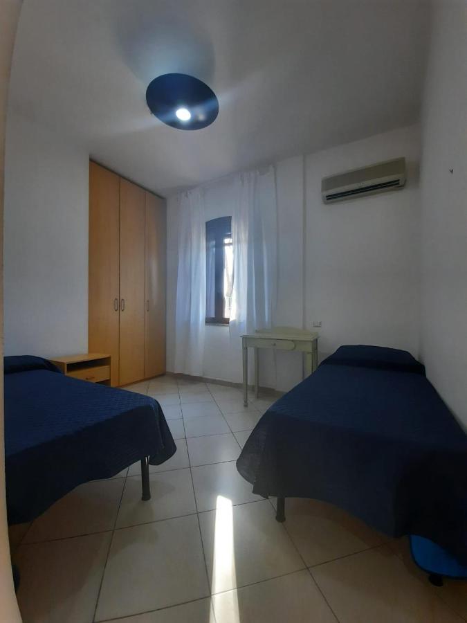 Hotel Villa Del Mare Solanas Extérieur photo